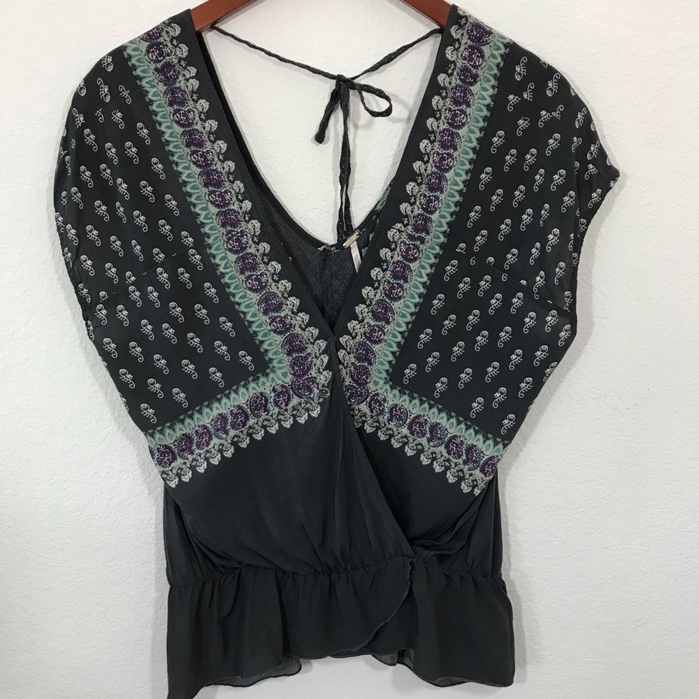 Free People Dark Gray Short Sleeve Top